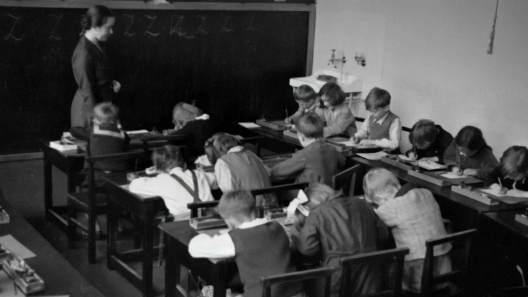 Palabra y ejemplo en la educación